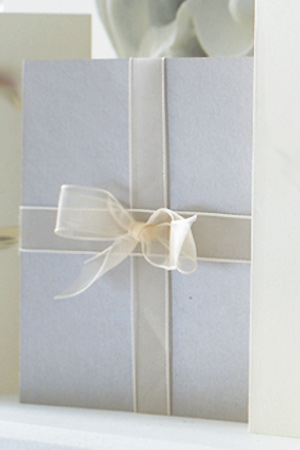 PP dec11 make ribbon-wrapped present card