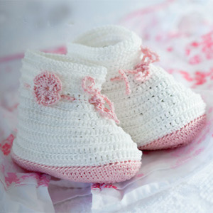 PR crocheted baby's booties to make - Free crochet patterns - Craft - allaboutyou.com