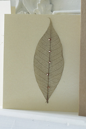 PP dec11 make a beaded leaf card