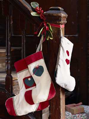 CL dec13 Make Christmas stockings: free sewing pattern - Make Christmas stockings - Craft - allaboutyou.com