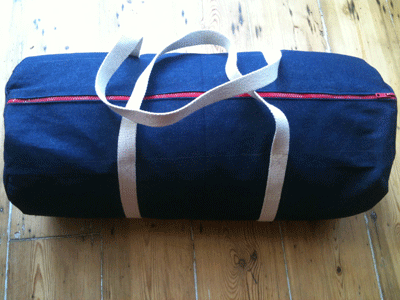 Retro handmade sports bag, sewing projects at allaboutyou.com