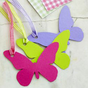 Butterfly gift tags - Make butterfly gift tags - Craft - allaboutyou.com