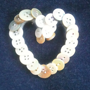 aay - button heart brooch to make - Fashion makes - Craft - allaboutyou.com