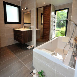 Bathroom decor - Expert advice: how to get a warmer bathroom - Homes - allaboutyou.com