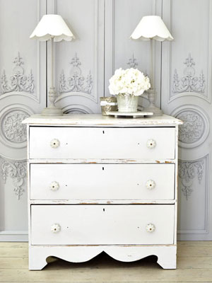 Painted chest of drawers - Paint a shabby chic chest of drawers - Home makes - Craft - allaboutyou.com