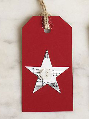 A patterned star and button gift tag