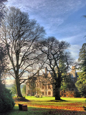 Exterior of Huntsham Court - Rent a Victorian manor in the countryside - Country&travel - allaboutyou.com