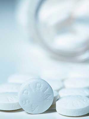 Aspirin pills - Aspirin: get the facts - Health advice - Diet & wlelbeing - allaboutyou.com