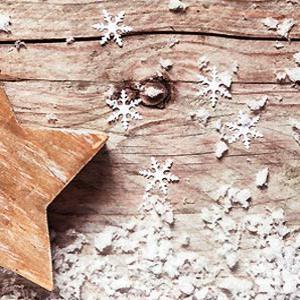 123 snowflakes and wooden star - Christmas craft ideas: snowflakes - Craft - allaboutyou.com