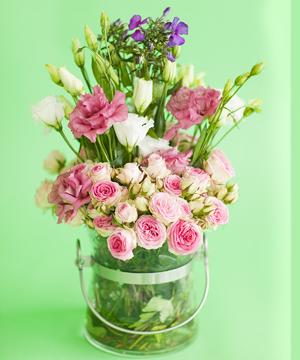 summer blooms flower arrangement - Step-by-step flower arranging: summer blooms - Craft - allaboutyou.com