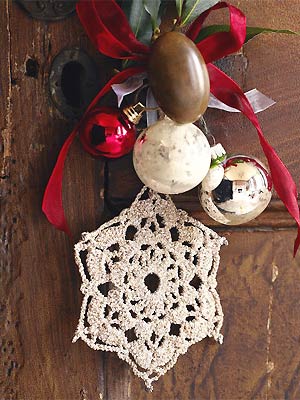 Christmas stars to crochet - Crochet Christmas stars:free crochet pattern - Christmas decorations to make - Christmas craft ideas - allaboutyou.com