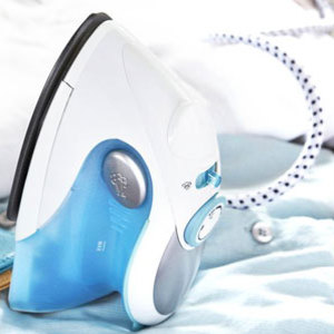 Steam iron - 10 must-have travel gadgets - Travel advice - allaboutyou.com