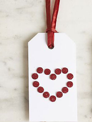 Red glitter heart tag