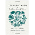 Cover of 'The Walker's Guide to Outdoor Clues & Signs' - Nature walks: 10 best books - Country&travel - allaboutyou.com