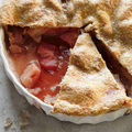 Rhubarb and apple pie - Rhubarb and apple pie recipe - Food - allaboutyou.com